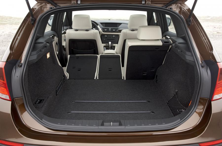  BMW X1 2009 года  (фото 38 из 190)
